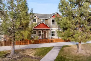 21281 Bellflower Pl, Bend, OR 97702 - Photo 37