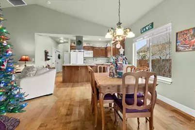 21281 Bellflower Place, Bend, OR 97702 - Photo 13