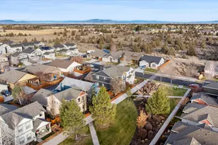 21281 Bellflower Pl, Bend, OR 97702 - Photo 41