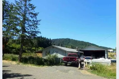 703 Main Street, Yoncalla, OR 97499 - Photo 1