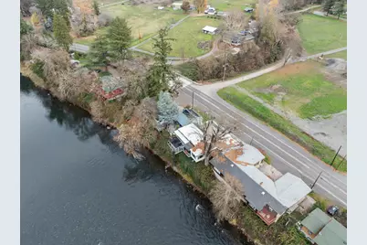 2400 Rogue River Highway, Gold Hill, OR 97525 - Photo 39