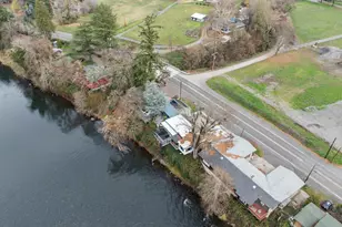 2400 Rogue River Hwy, Gold Hill, OR 97525 - Photo 39