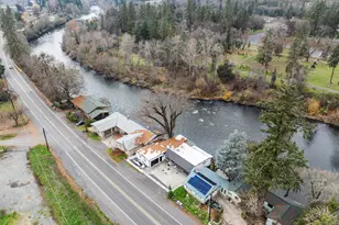 2400 Rogue River Hwy, Gold Hill, OR 97525 - Photo 35