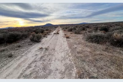 S Oil Dry Road #TL 2600, Christmas Valley, OR 97641 - Photo 17