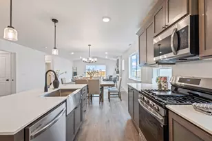 454 NW Monte Vis Ave, Madras, OR 97741 - Photo 9