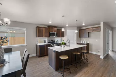 454 NW Monte Vista Avenue #127, Madras, OR 97741 - Photo 5