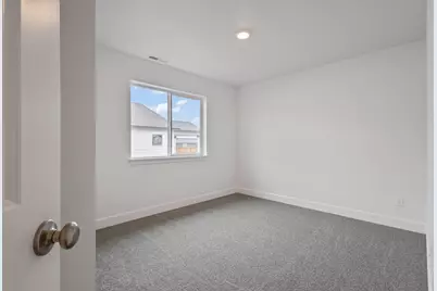 440 NW Monte Vista Avenue #126, Madras, OR 97741 - Photo 17