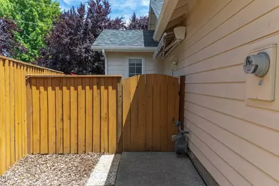 2206 Egret Court, Grants Pass, OR 97526 - Photo 27