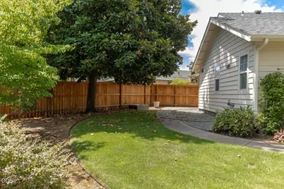 2206 Egret Court, Grants Pass, OR 97526 - Photo 41