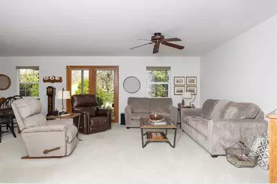 2206 Egret Court, Grants Pass, OR 97526 - Photo 9