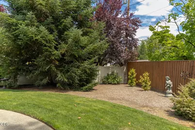 2206 Egret Court, Grants Pass, OR 97526 - Photo 39