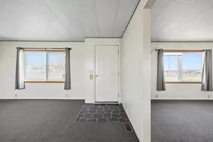 8306 Homedale Rd, Klamath Falls, OR 97603 - Photo 17