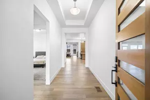 4327 SW Badger Crk Dr, Redmond, OR 97756 - Photo 3