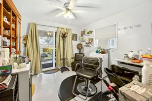 709 Lawnsdale Rd, Medford, OR 97504 - Photo 21