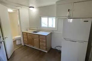 36 Dewey St, Ashland, OR 97520 - Photo 19