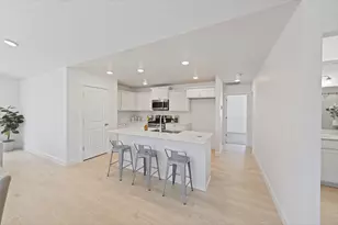 1050 NW Fairway Rd, Madras, OR 97741 - Photo 7