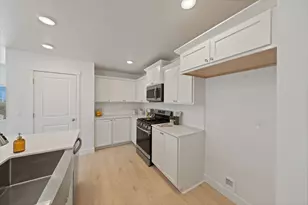 1050 NW Fairway Rd, Madras, OR 97741 - Photo 9