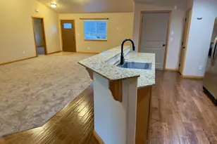 722 NE Redwood Ave, Redmond, OR 97756 - Photo 7