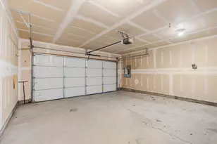 722 NE Redwood Ave, Redmond, OR 97756 - Photo 23