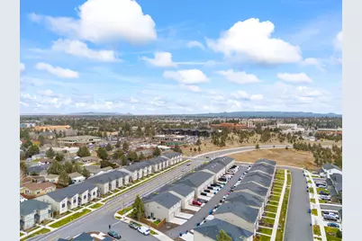 2561 NE Purcell Boulevard, Bend, OR 97701 - Photo 39