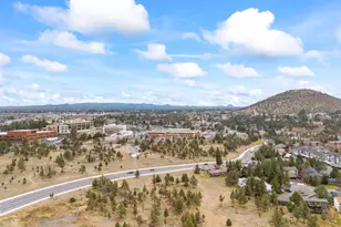 2561 NE Purcell Blvd, Bend, OR 97701 - Photo 43