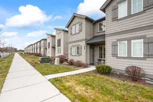 2561 NE Purcell Blvd, Bend, OR 97701 - Photo 33