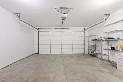 2561 NE Purcell Boulevard, Bend, OR 97701 - Photo 29