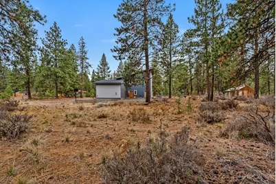 19354 Kiowa Road, Bend, OR 97702 - Photo 29