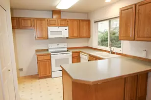 167 Peach St, Klamath Falls, OR 97601 - Photo 15