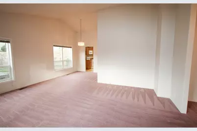 167 Peach Street, Klamath Falls, OR 97601 - Photo 11