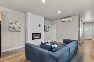 63266 NW Ski Ln, Bend, OR 97703 - Photo 5