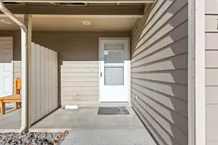 1464 SW 16th St, Redmond, OR 97756 - Photo 3