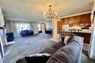 2284 Jubilant Ave, Medford, OR 97504 - Photo 3