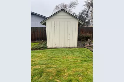 2284 Jubilant Avenue, Medford, OR 97504 - Photo 33