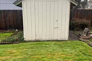 2284 Jubilant Ave, Medford, OR 97504 - Photo 33