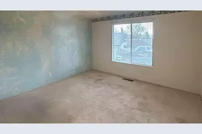 1023 NE Primrose Place, Grants Pass, OR 97526 - Photo 9