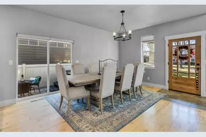 920 NW 15th Street, Redmond, OR 97756 - Photo 11