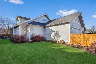 920 NW 15th Street, Redmond, OR 97756 - Photo 9
