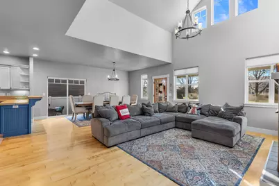 920 NW 15th Street, Redmond, OR 97756 - Photo 13