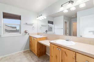 660 NW Greenwood Loop, Redmond, OR 97756 - Photo 15