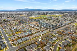 660 NW Greenwood Loop, Redmond, OR 97756 - Photo 35