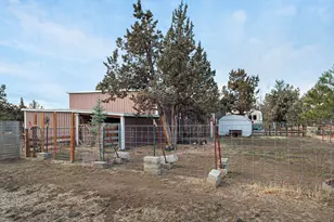 4572 NW 49th Ln NW, Redmond, OR 97756 - Photo 17