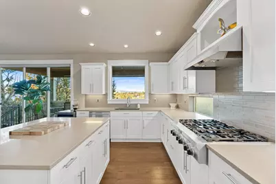 20670 Comet Court, Bend, OR 97701 - Photo 13