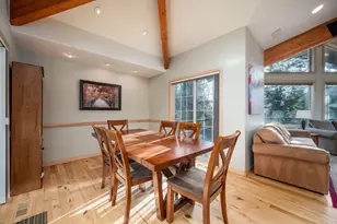 58010 Mulligan Ln, Sunriver, OR 97707 - Photo 17