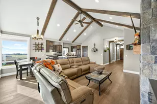 3691 Camina Dr, Medford, OR 97504 - Photo 15