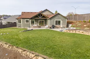 3691 Camina Dr, Medford, OR 97504 - Photo 55