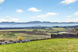 3691 Camina Dr, Medford, OR 97504 - Photo 5