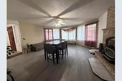 2451 Powell Street, Medford, OR 97504 - Photo 5