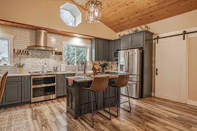 1027 Chevney Way, Shady Cove, OR 97539 - Photo 7