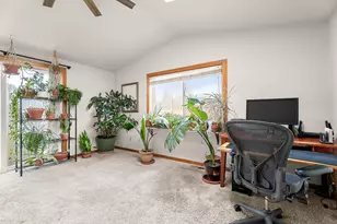 533 NW 7th St, Redmond, OR 97756 - Photo 27